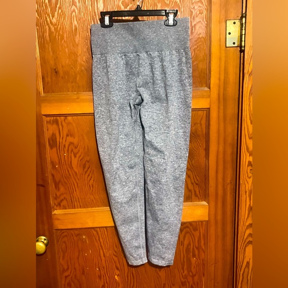 NVGTN Gray Leggings - Picture 2 of 2
